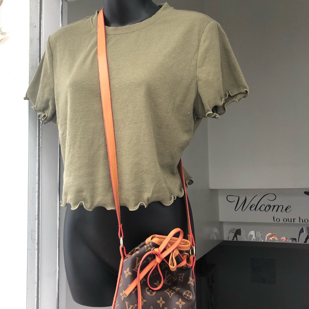 Olive Cotton On Crop top size M